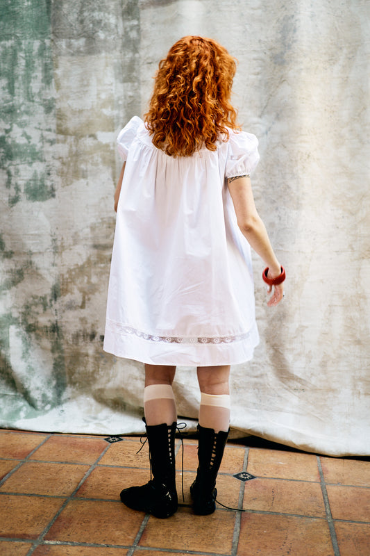Janick Babydoll White Dress with Flowery Lace and Puffy Sleeves