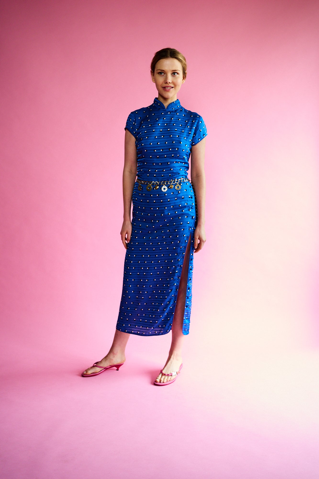 The Southampton Indigo Dress, Amlul